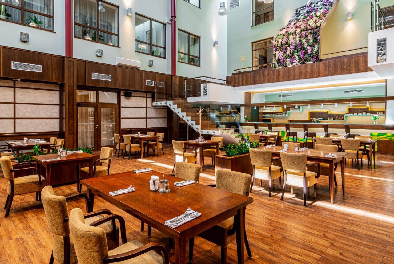 Hotel Baltaci Atrium Zlín Exterior photo
